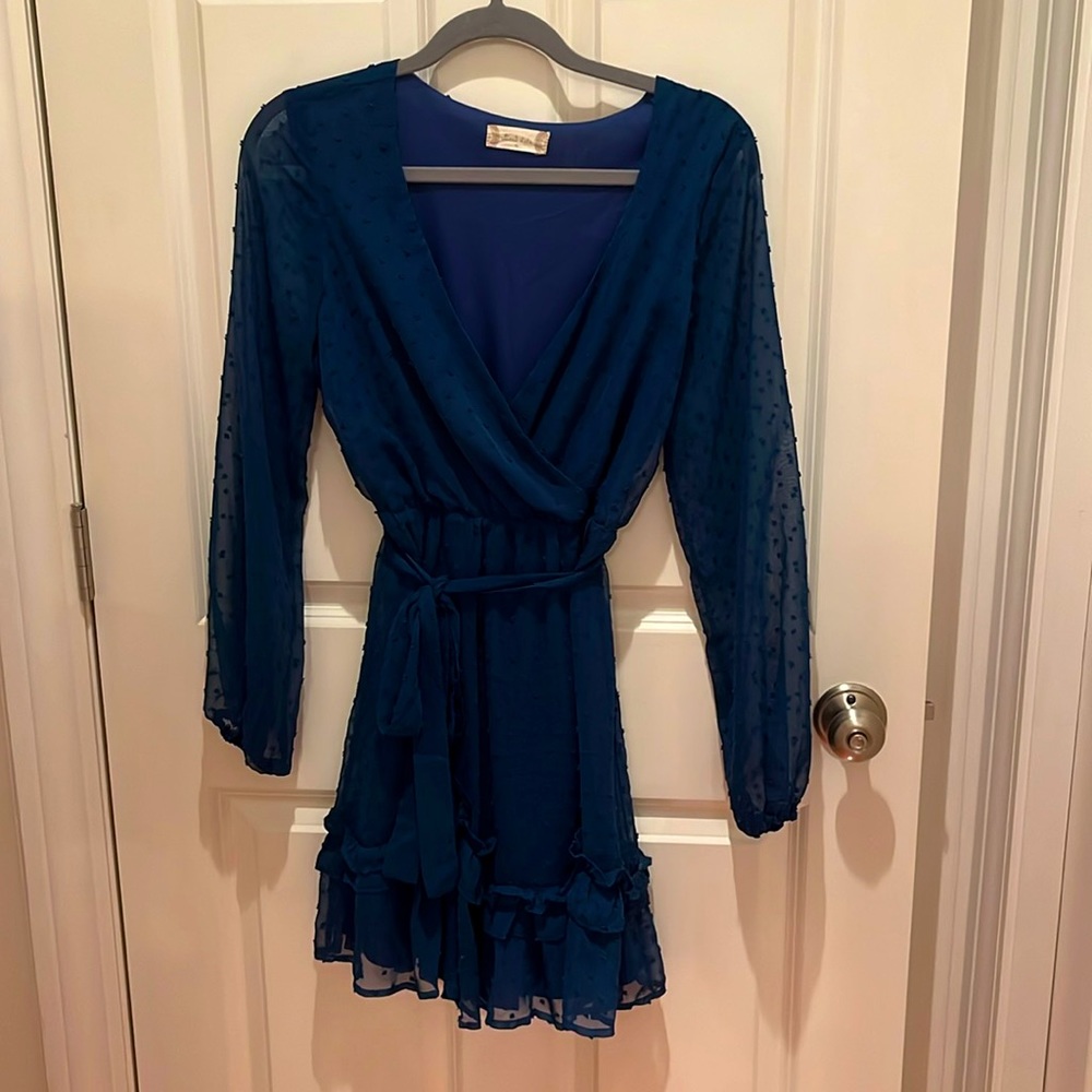 Altar’d State V-Neck Dress 👗 Long Sleeve Dress, Beautiful Blue, EUC, Sz medium